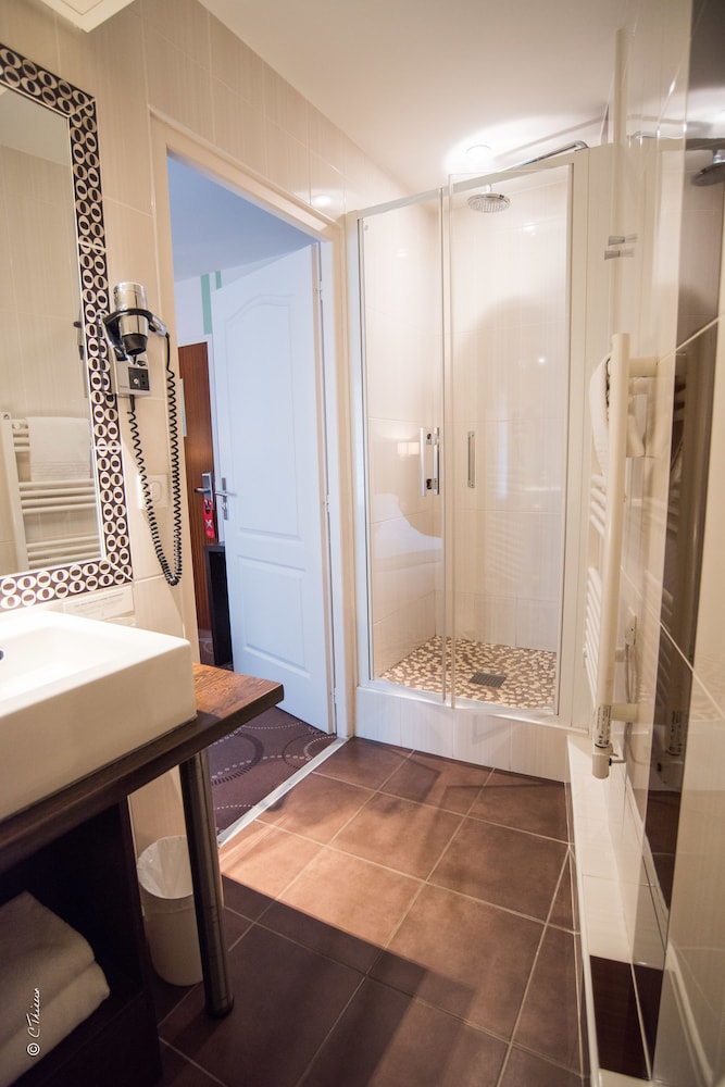 Small room photo 2