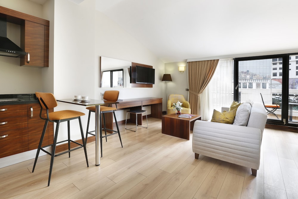 Family Suite, 1 Bedroom photo 3