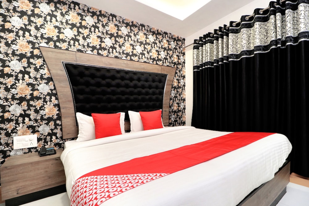 Double Room, 1 King Bed photo 1
