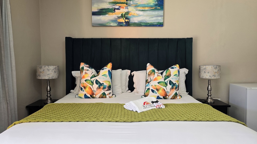 Deluxe Double or Twin Room photo 2