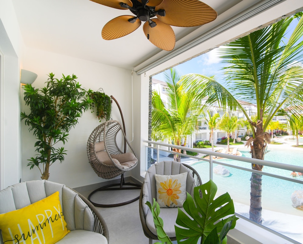 Family Apartment, 2 Bedrooms, Balcony, Pool View