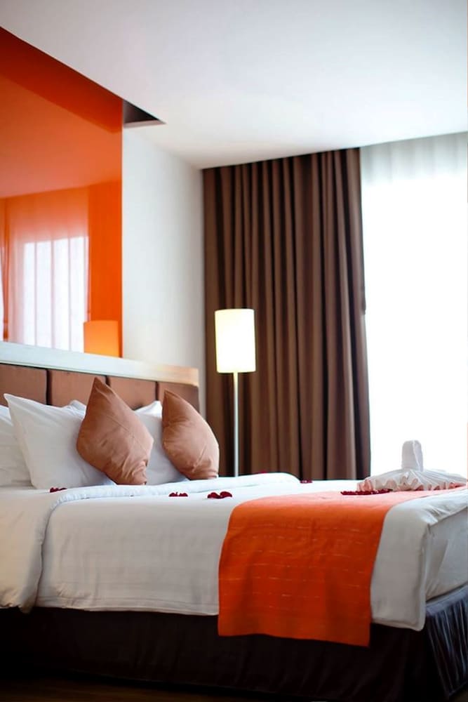 Deluxe Room - Photo 3