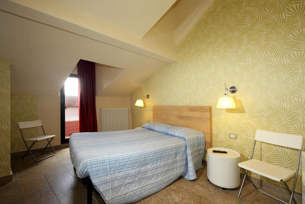 Economy Double or Twin Room, 1 Double Bed, City View, Tower (Spiral stairs)
