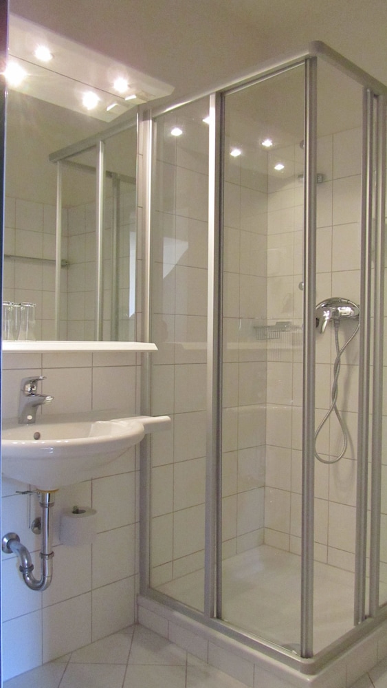 Standard Apartment, 2 Bedrooms - Photo 7