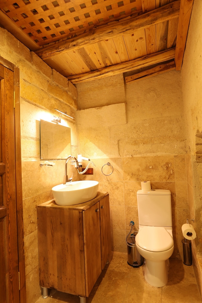 Standard Double Room - Photo 2