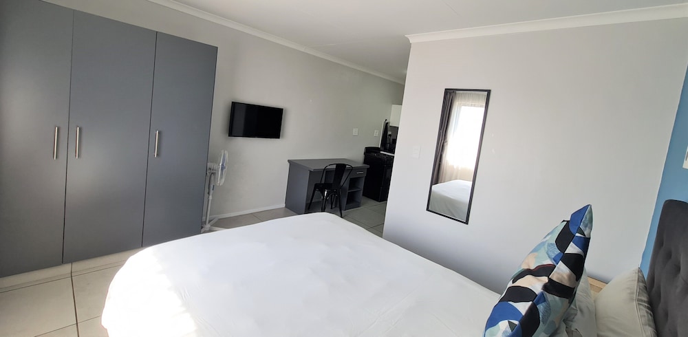 Superior Apartment, 1 Bedroom - Photo 2