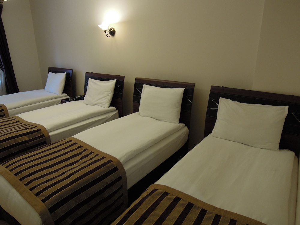 Quadruple Room photo 1