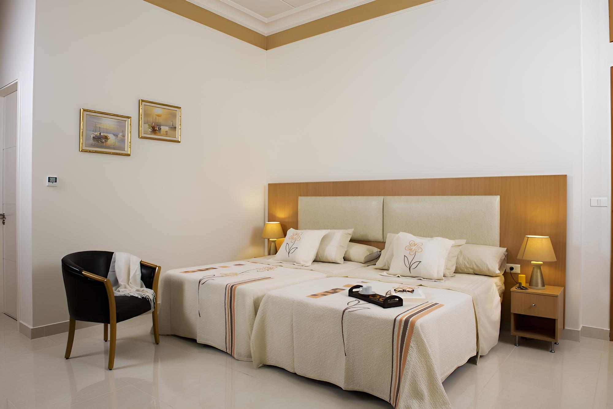 Deluxe Twin Room photo 2