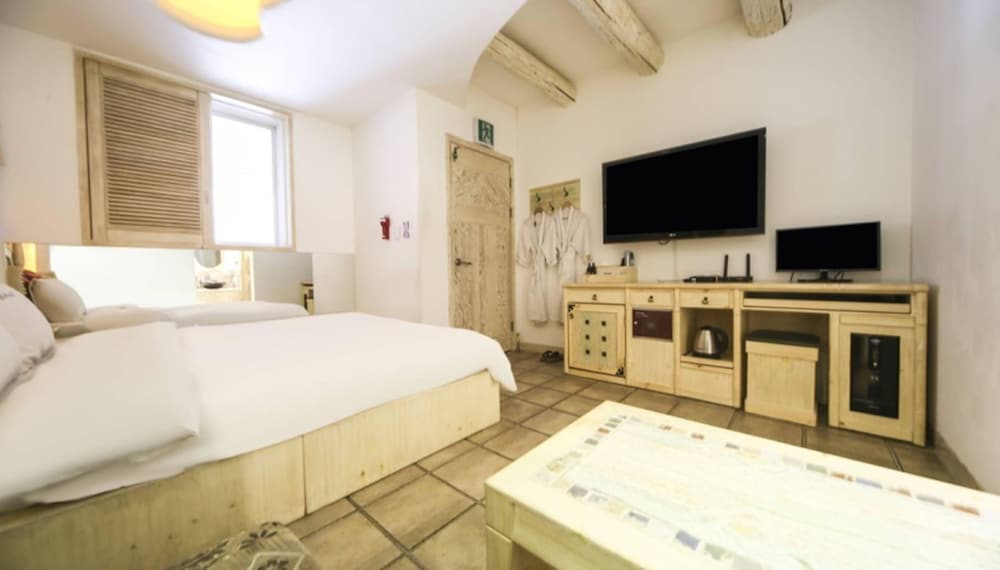 Premium Double Room photo 3