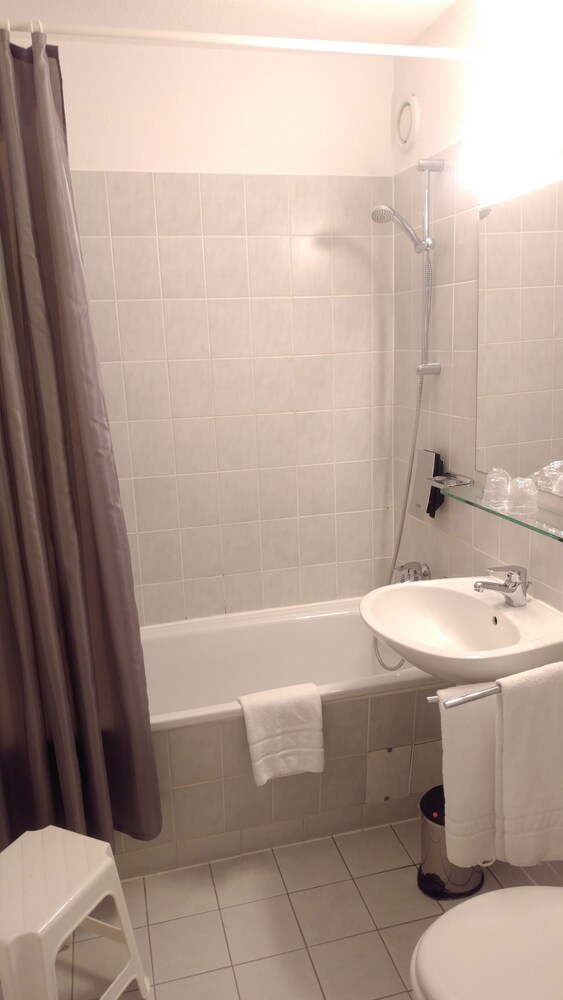 Triple Room - Photo 5