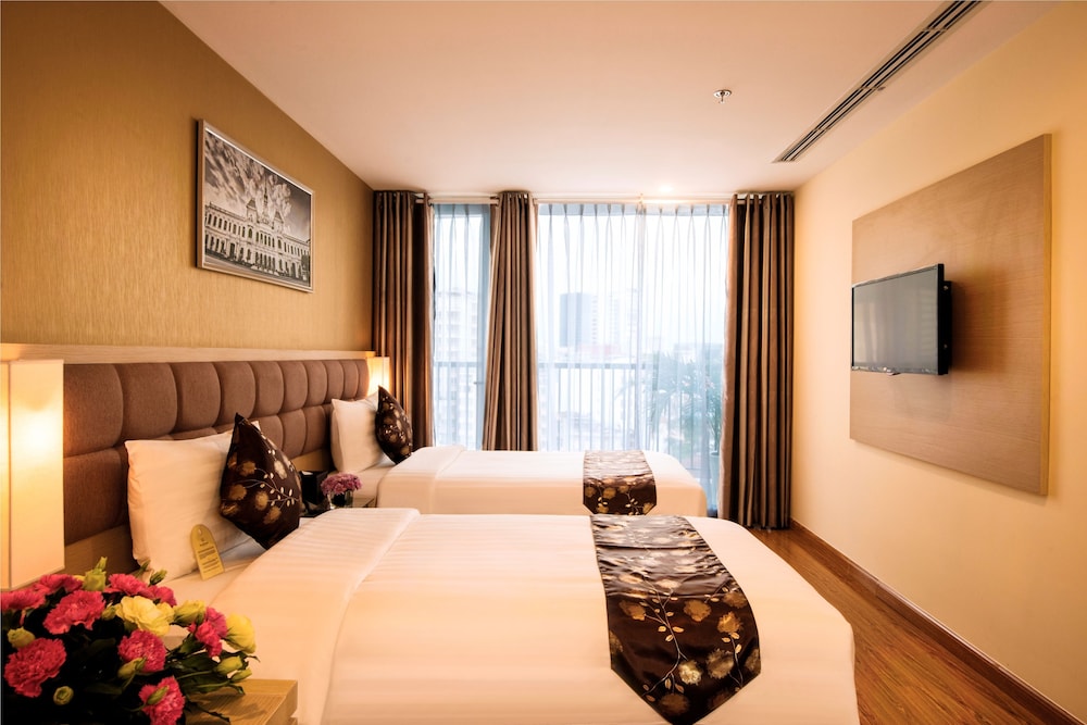 Premium Twin Room photo 3