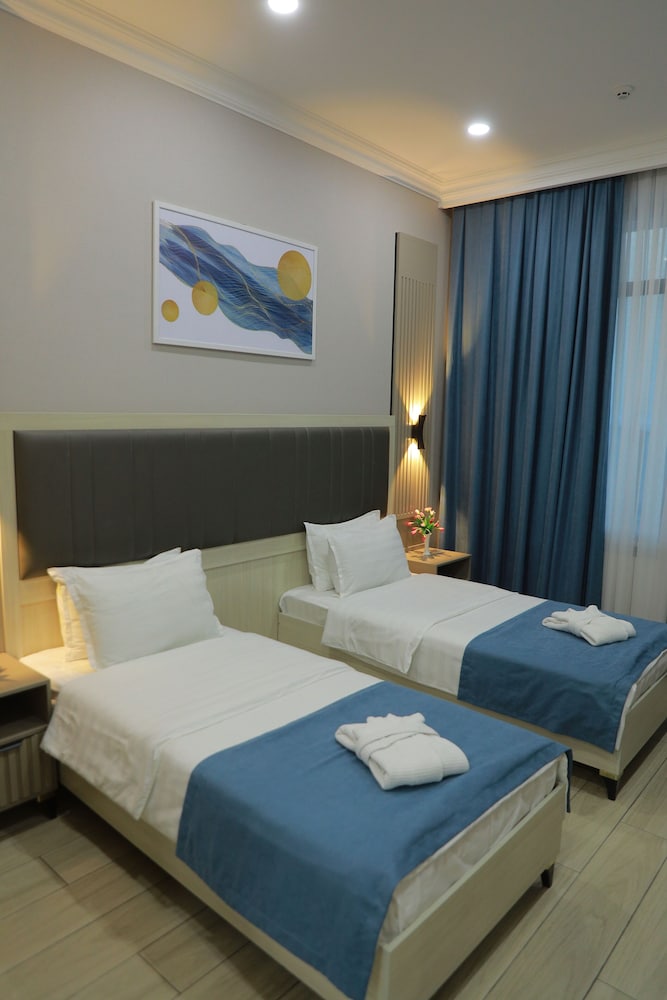Basic Double or Twin Room photo 1
