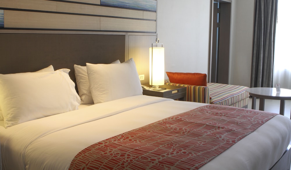 Family Suite, Multiple Beds - Photo 5