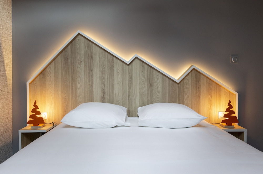 Junior Duplex, 1 Queen Bed with Sofa bed, Mountain View (Iseran Mezzanine) - Photo 8