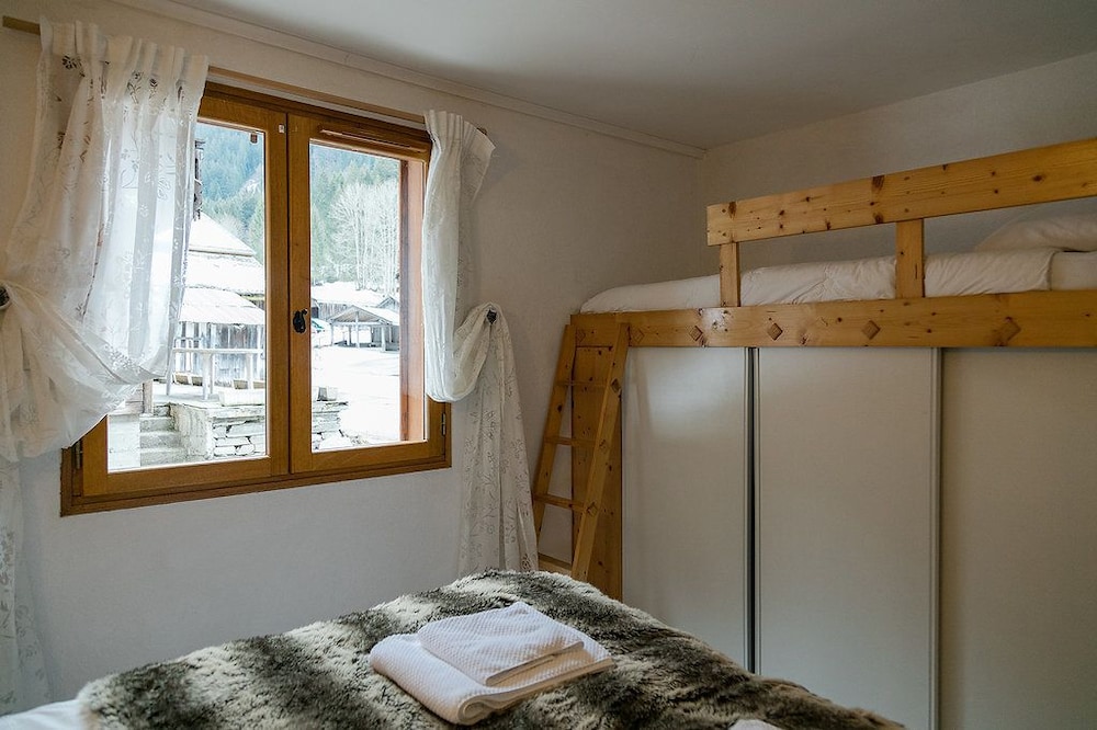 Prodains Apartment photo 2
