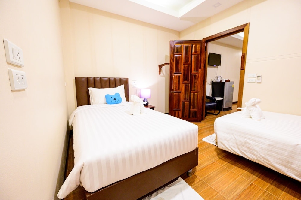 Room (Connecting) photo 3