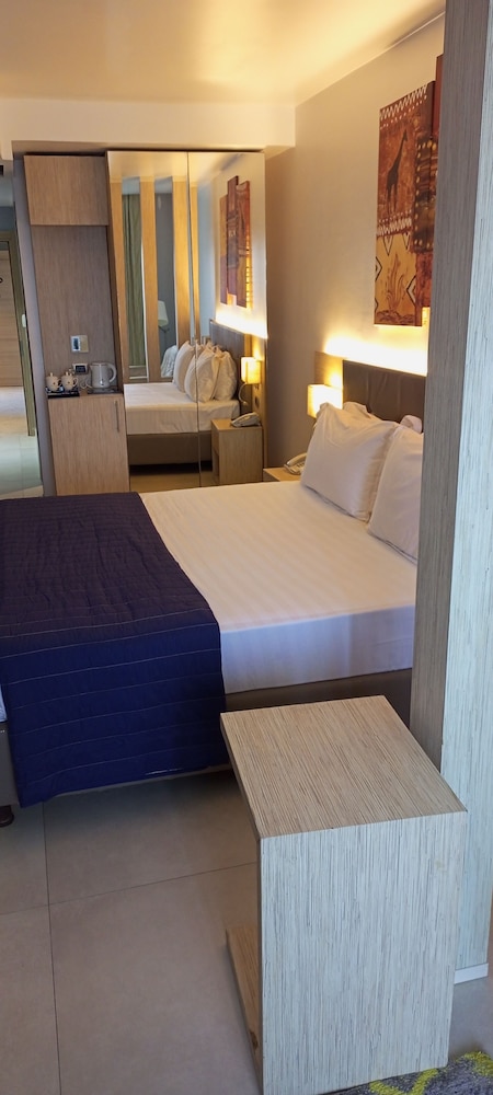 Luxury Room