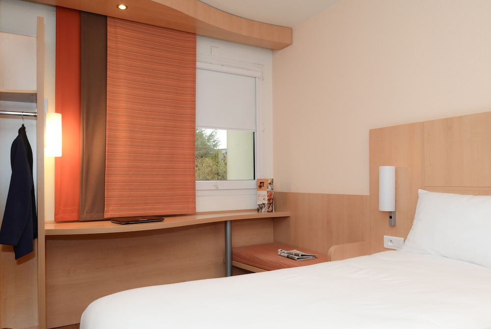 Room, 2 Twin Beds - Photo 1