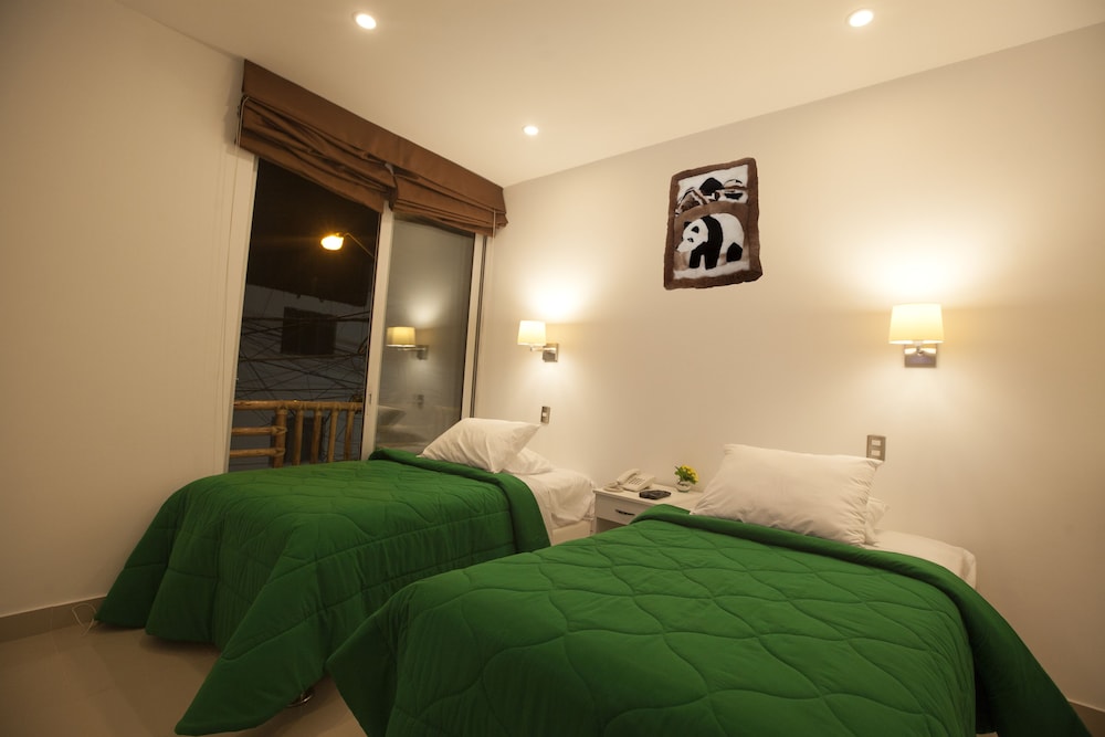 Superior Twin Room, 2 Twin Beds, Private Bathroom photo 1