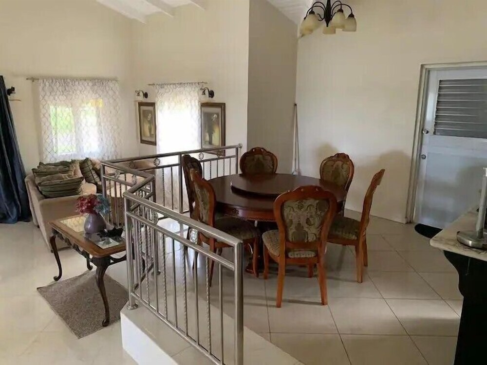 Family Apartment, 1 Bedroom photo 2