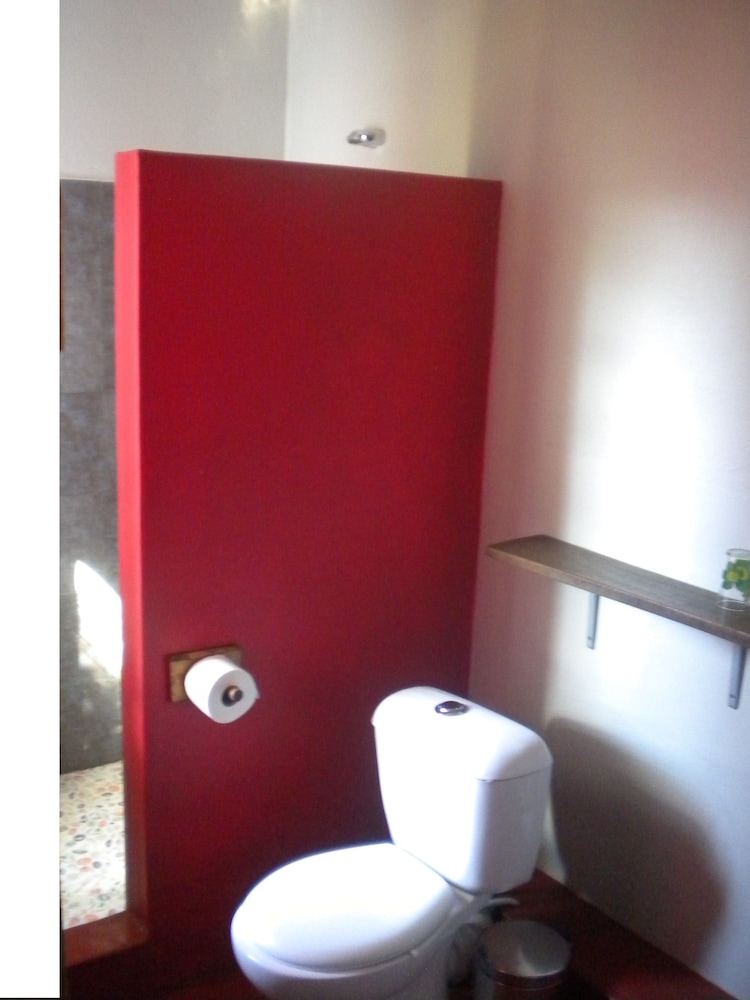 Basic Single Room photo 2