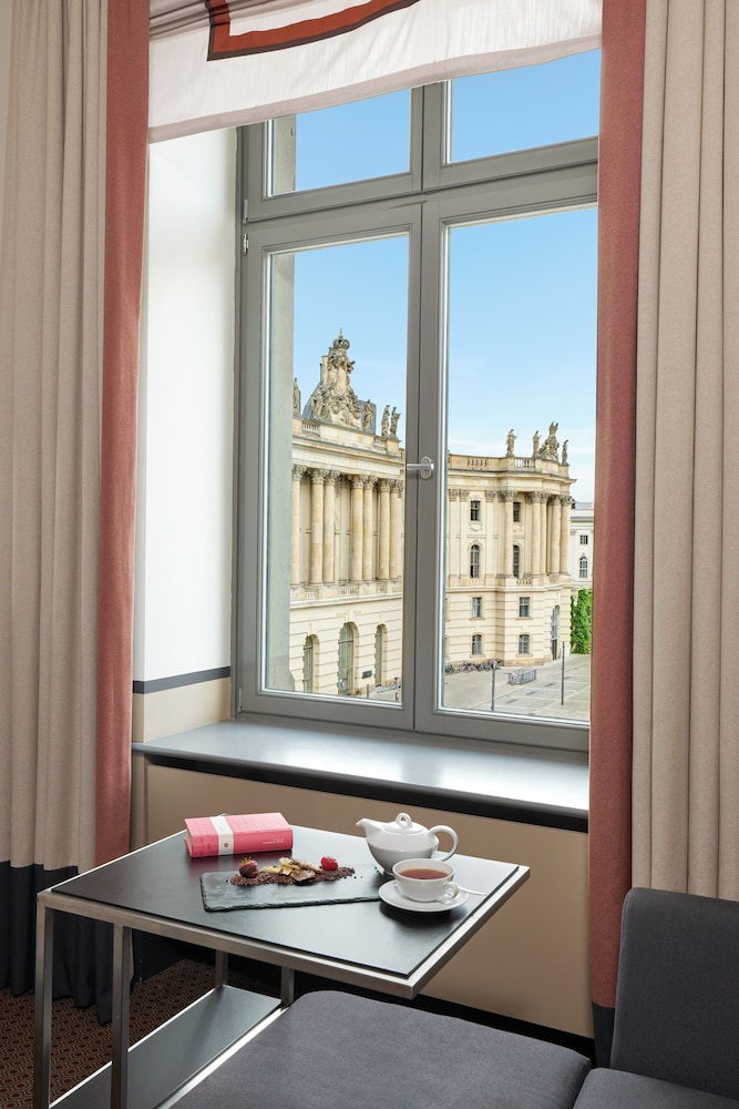 Deluxe Room (Bebelplatz) - Photo 3