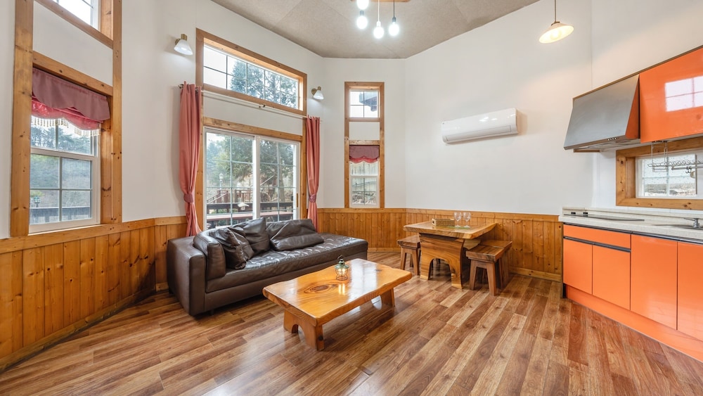 Basic Room, 2 Bedrooms (A 102 (Private BBQ, Spa))