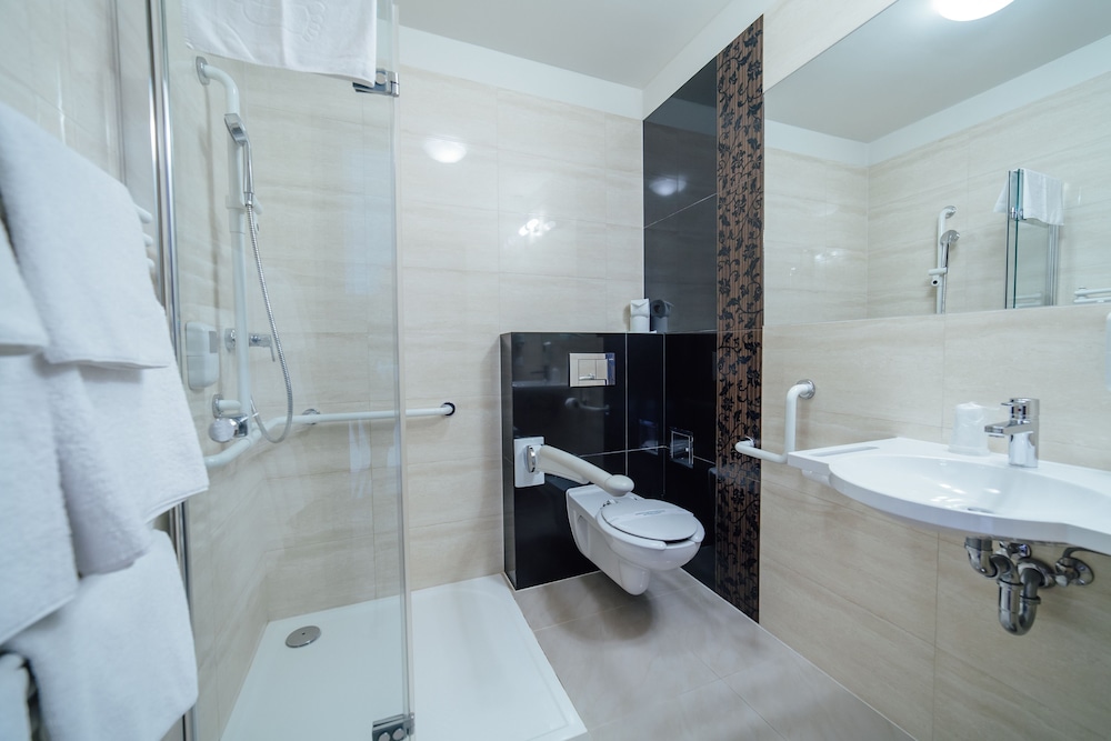 Superior Triple Room - Photo 6