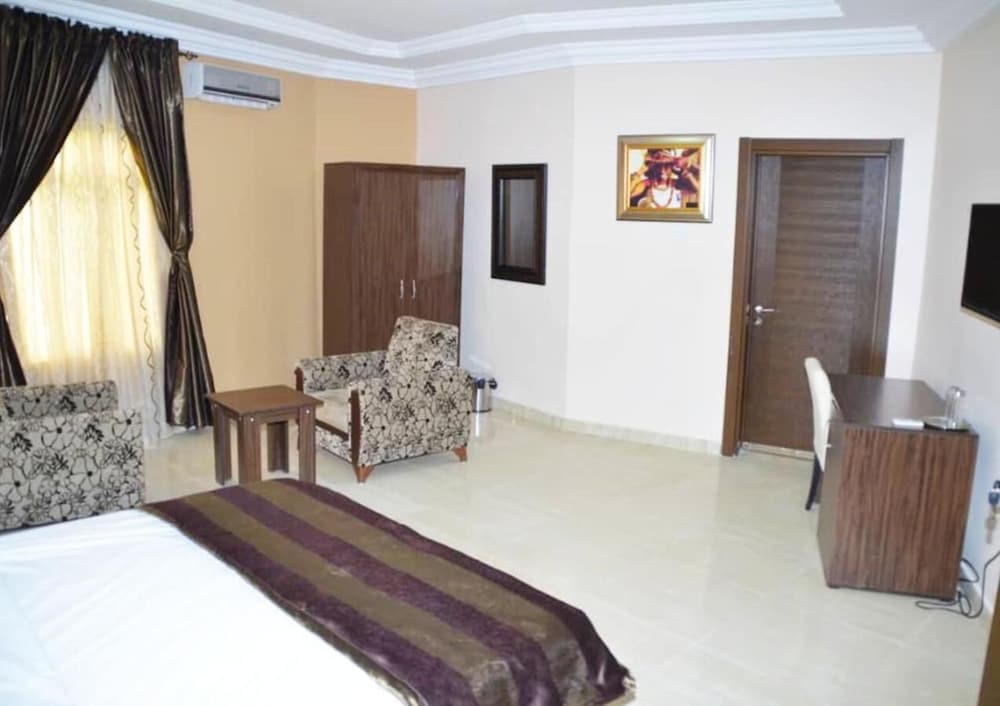 Basic Room photo 2
