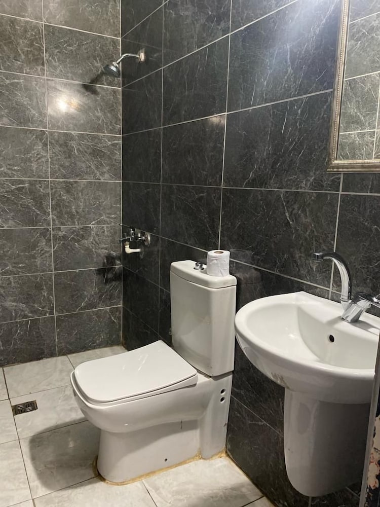 Family Triple Room, City View