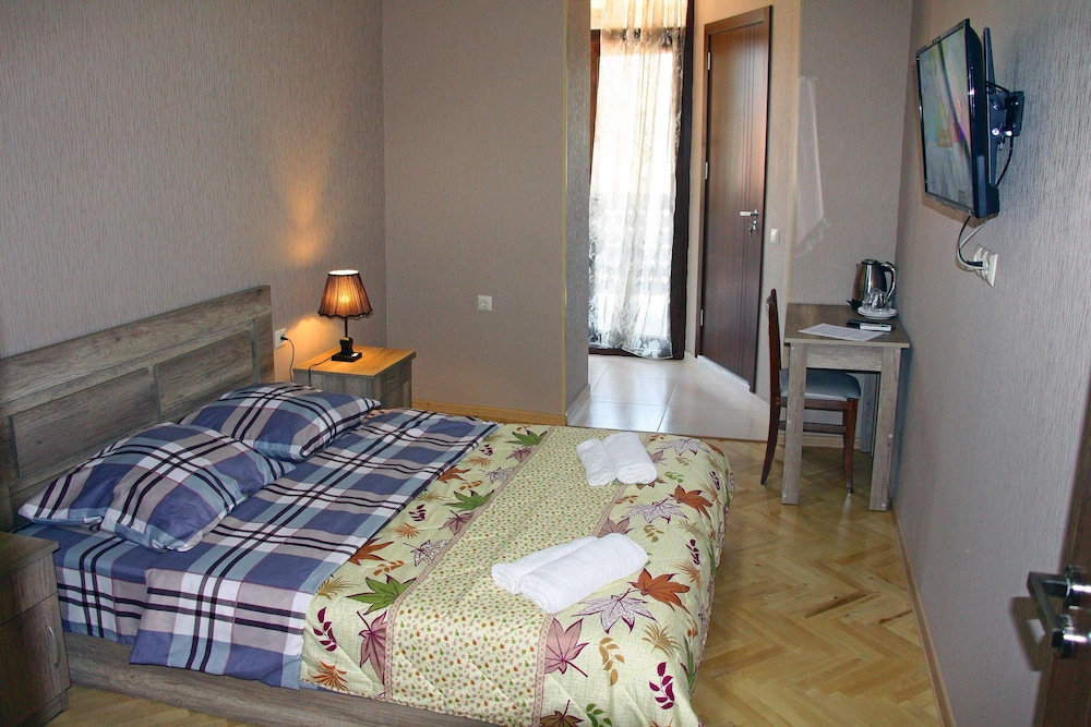 Comfort Double Room, 1 Queen Bed, Balcony, Corner