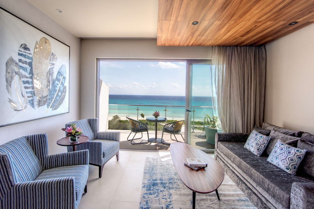 King Suite Ocean View