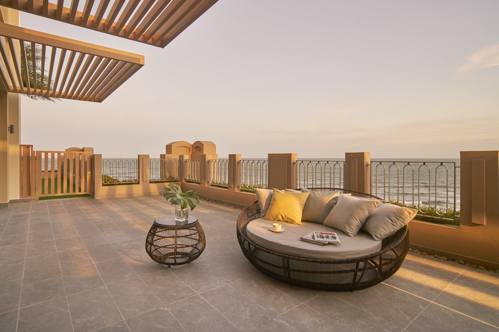 Suite, 2 Bedrooms, Smoking, Ocean View (Cabana)