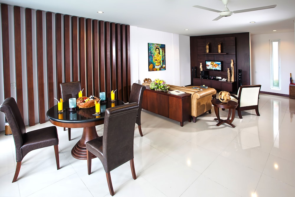 Royal Villa, 2 Bedrooms, Private Pool - Photo 3