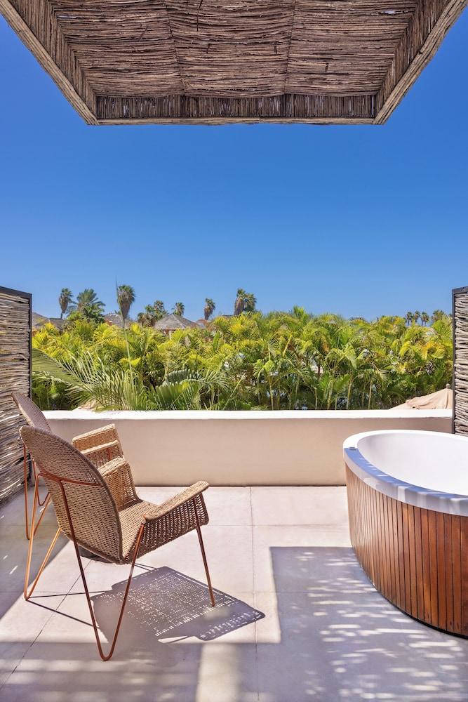 Room, 1 King Bed, Jetted Tub