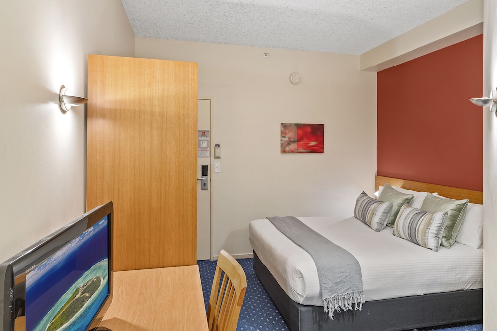Standard Double Room - Photo 3