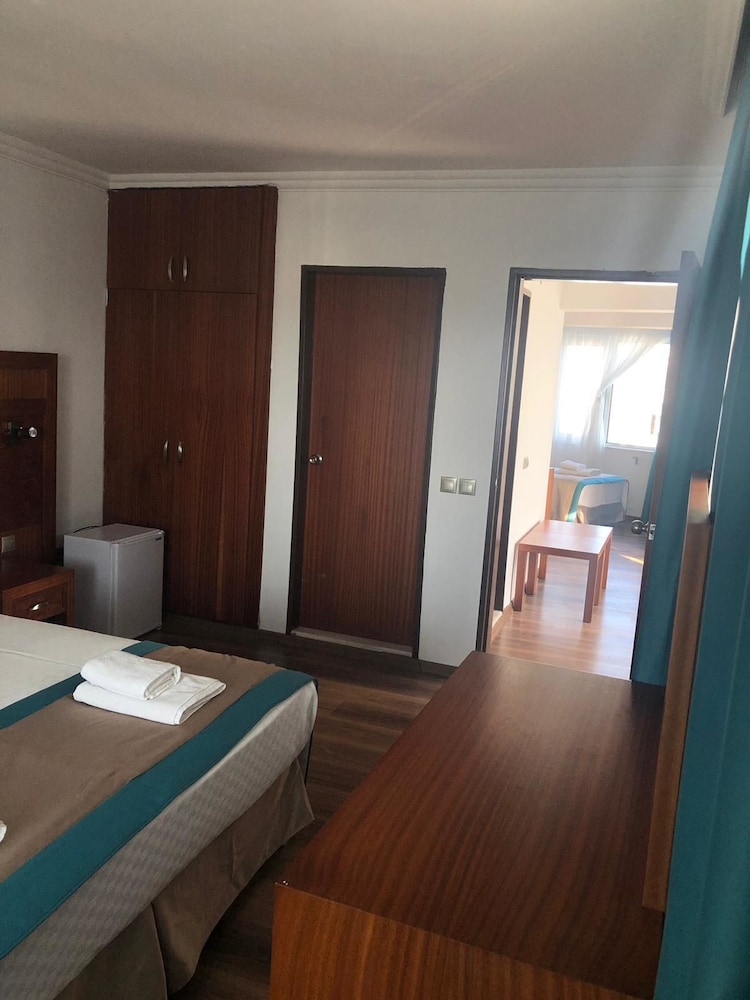 Suite, Terrace