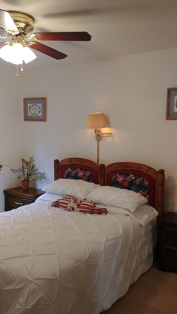 Deluxe Single Room, 1 Double Bed photo 1