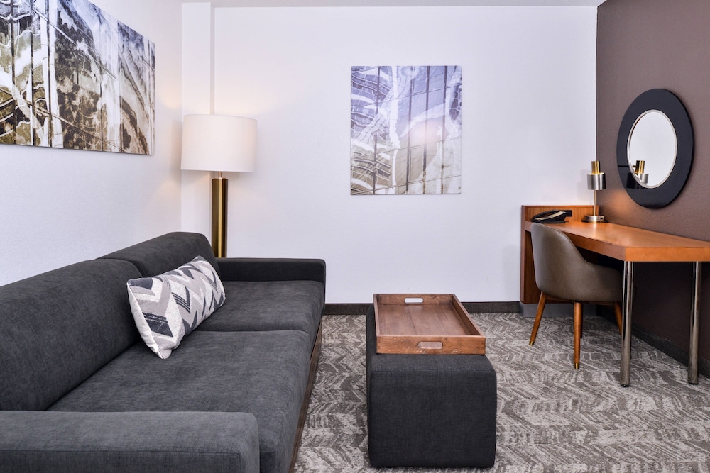 Studio, 2 Double Beds (Mobility/Hearing Accessible, Tub)