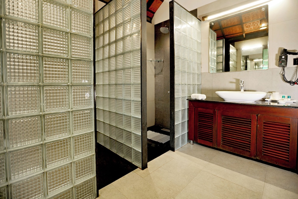 Honeymoon Room photo 3