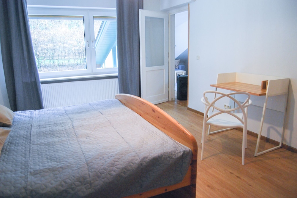 Standard Condo photo 2