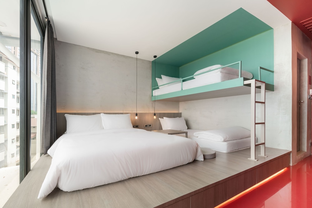 Family Quadruple Room, Multiple Beds, Private Bathroom photo 1