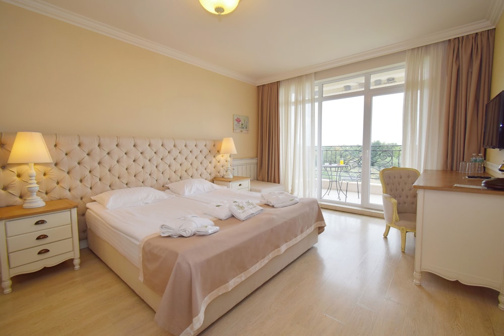 Luxury Apartment