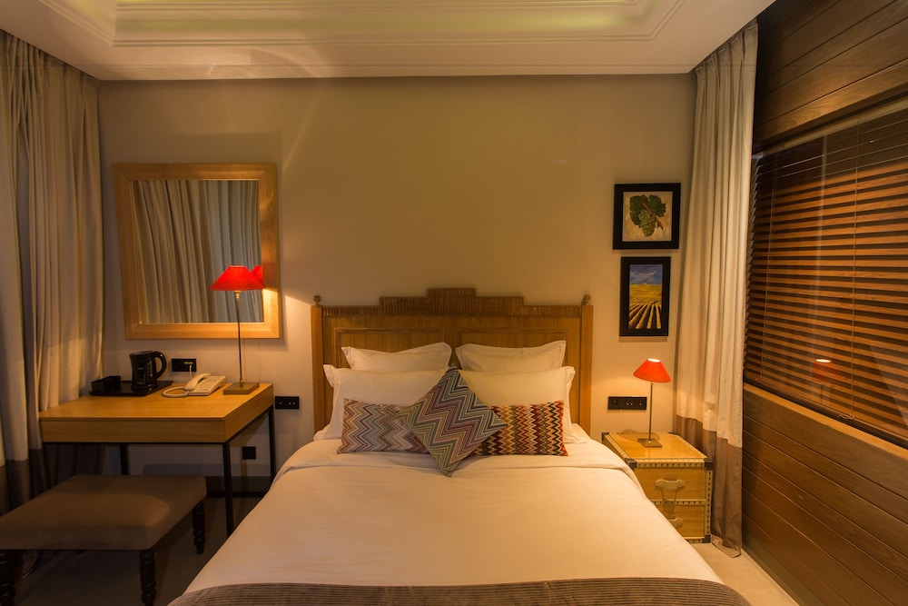 Superior Double Room, 1 Queen Bed photo 3