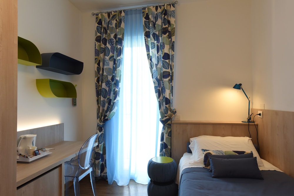 Single Room, Hill View photo 2