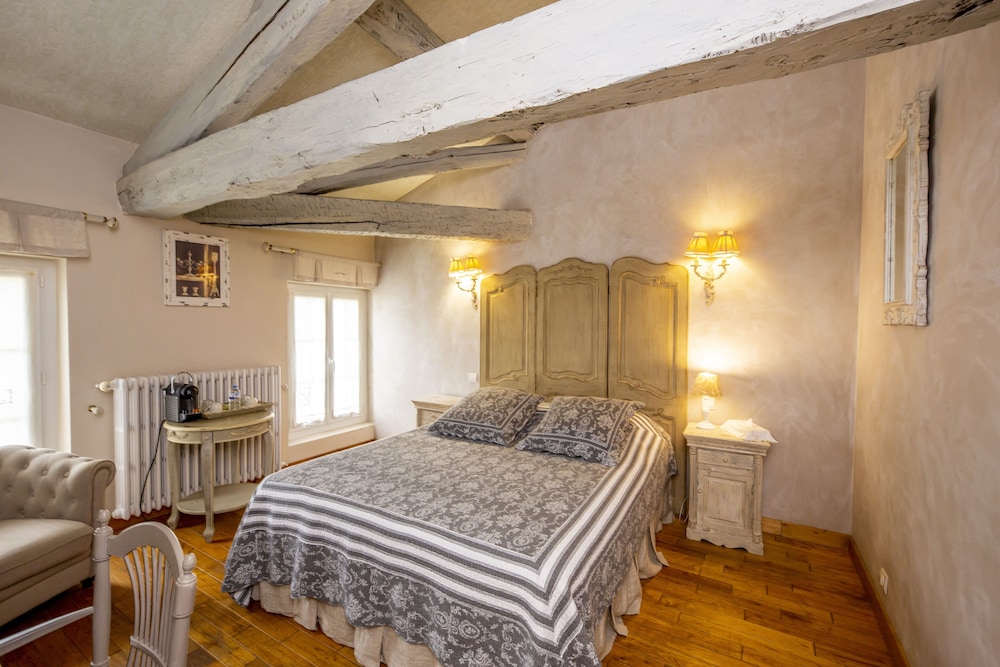 Comfort Room, 1 Queen Bed, Non Smoking, Park View