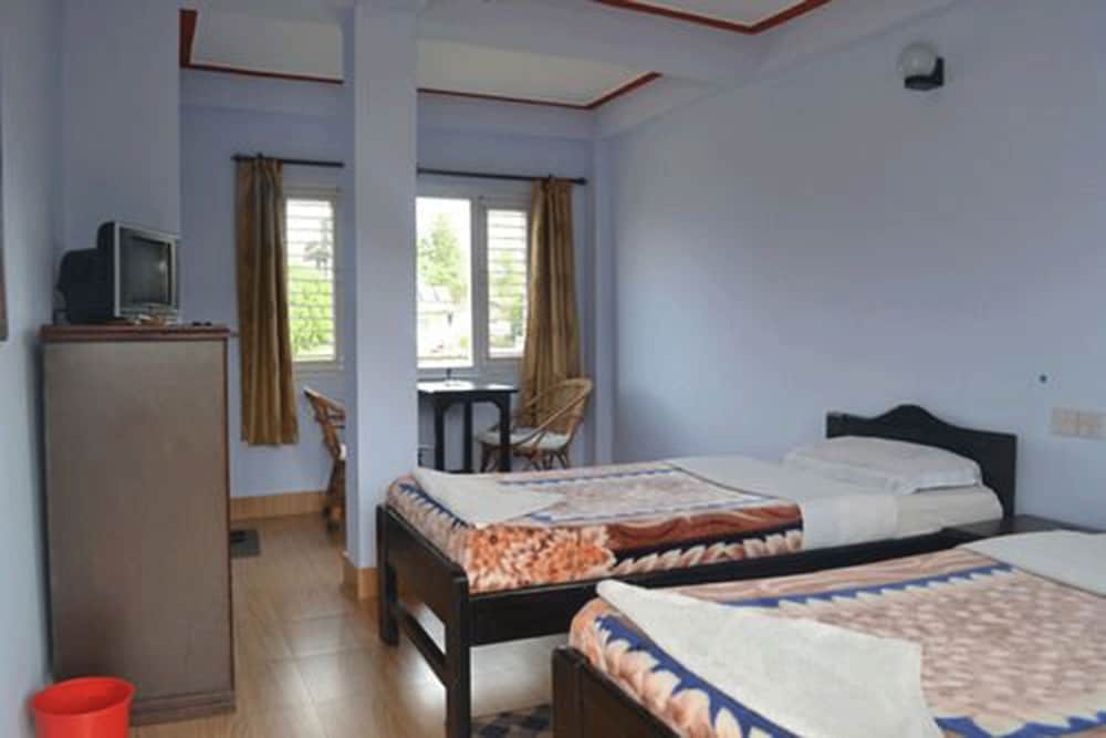 Economy Room, Garden Area photo 3