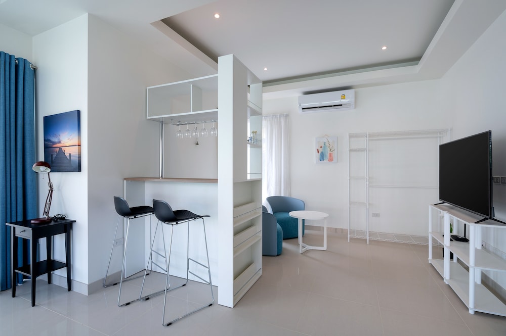 Classic Villa - Photo 15