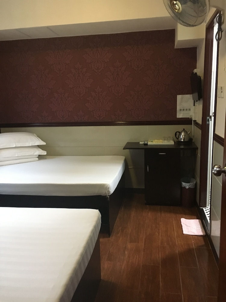 Standard Twin Room photo 1