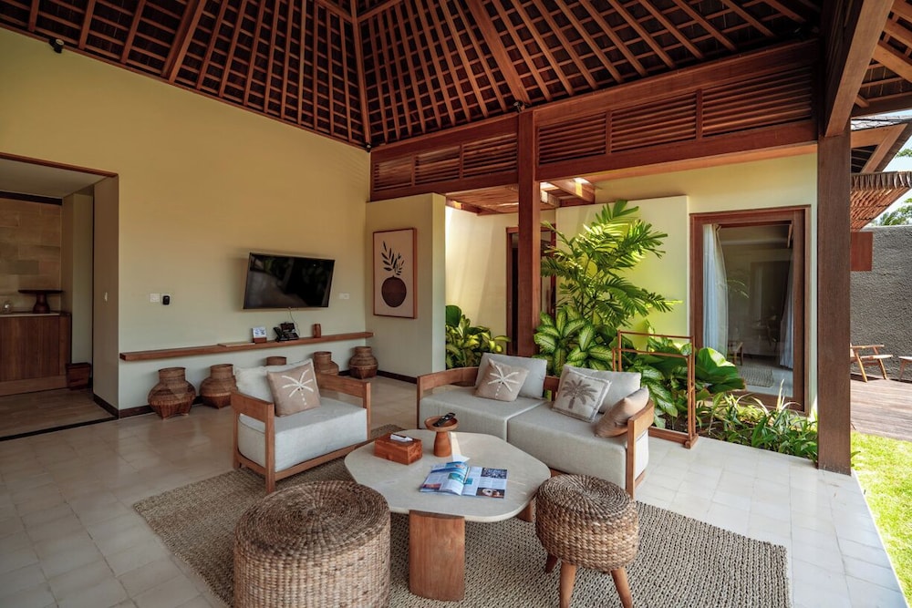Two Bedroom Pool Villa - Photo 10